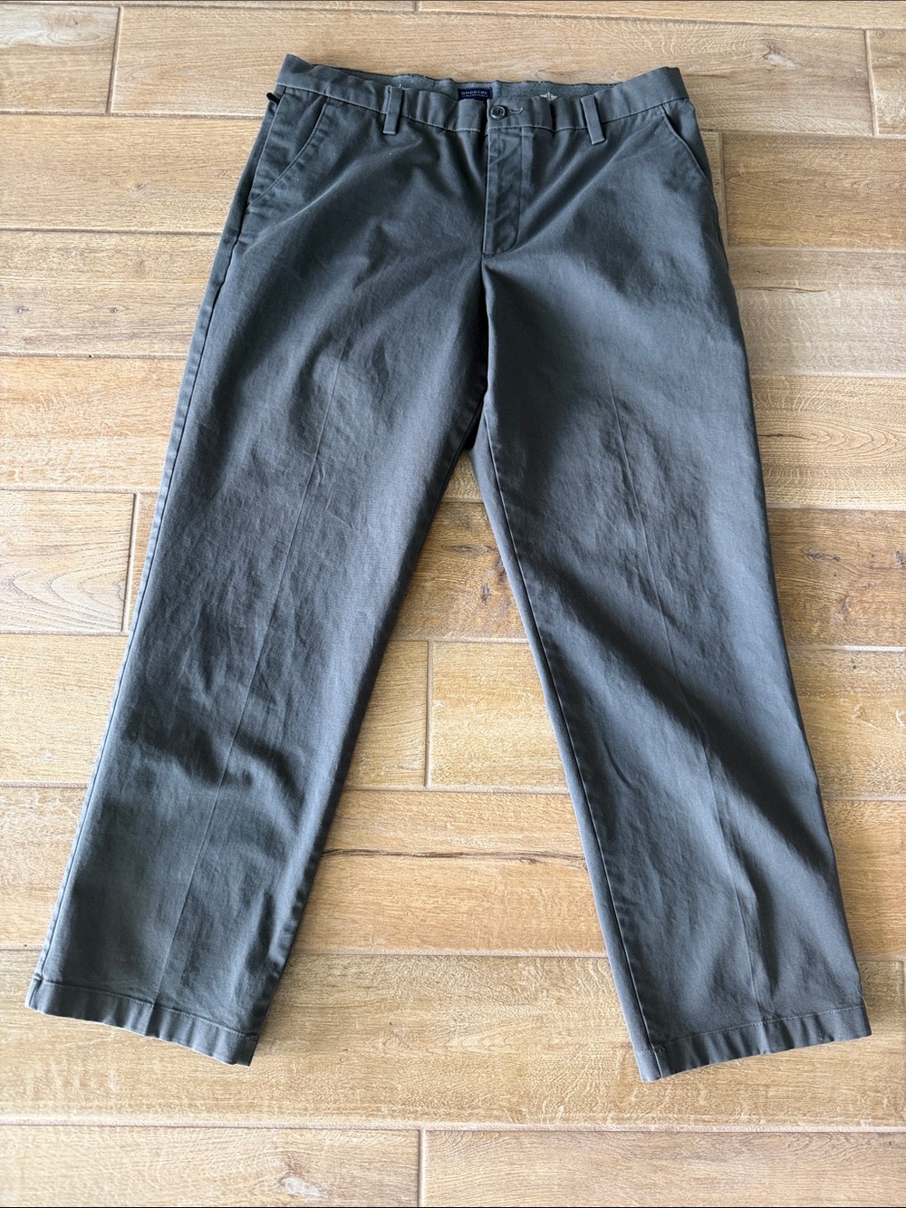 Men’s Dockers Dark Grey Classic Fit Pants • W38L32